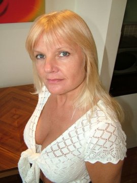 Weduwe Nanny from Antwerpen,Belgium